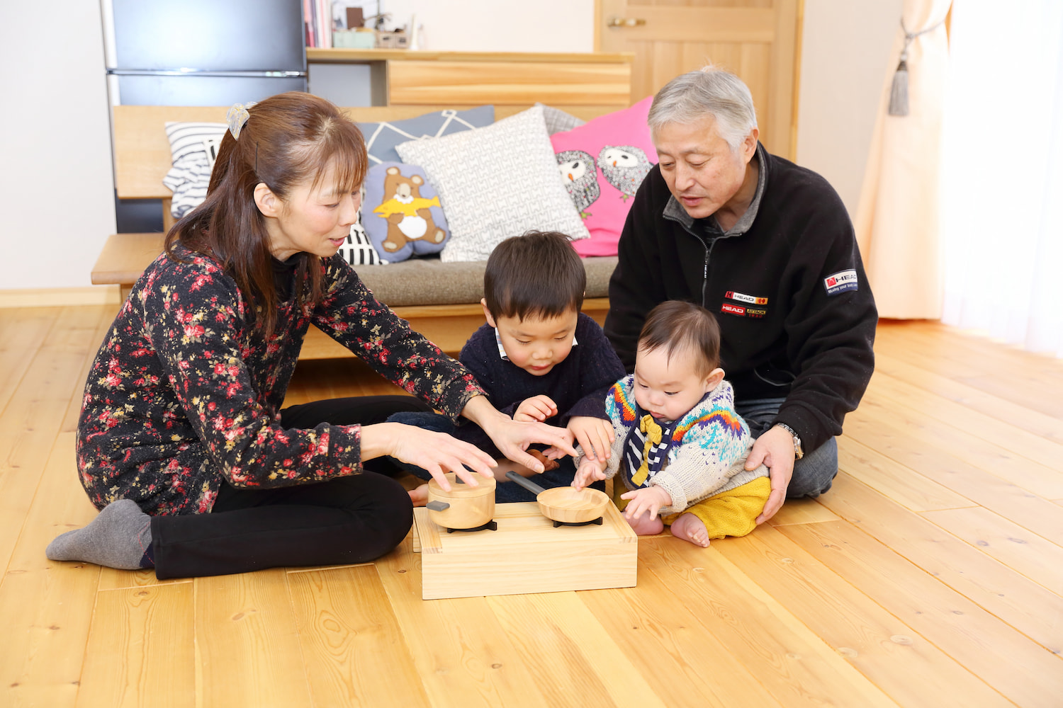 おじいちゃんとおばあちゃんと孫